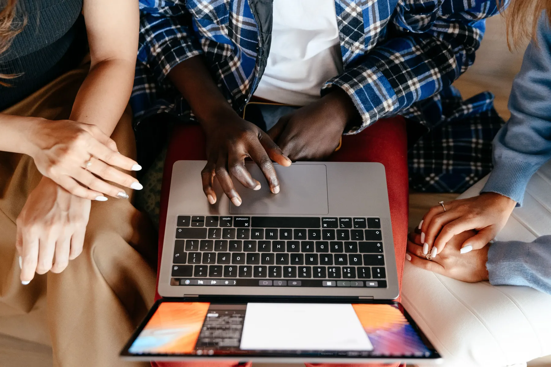 B2B Onlineshop erstellen lassen: Funktionen, Kosten und Systemwahl für Großhandel und Industrie